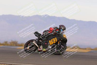 media/Dec-17-2022-SoCal Trackdays (Sat) [[224abd9271]]/Turn 9 Side (245pm)/